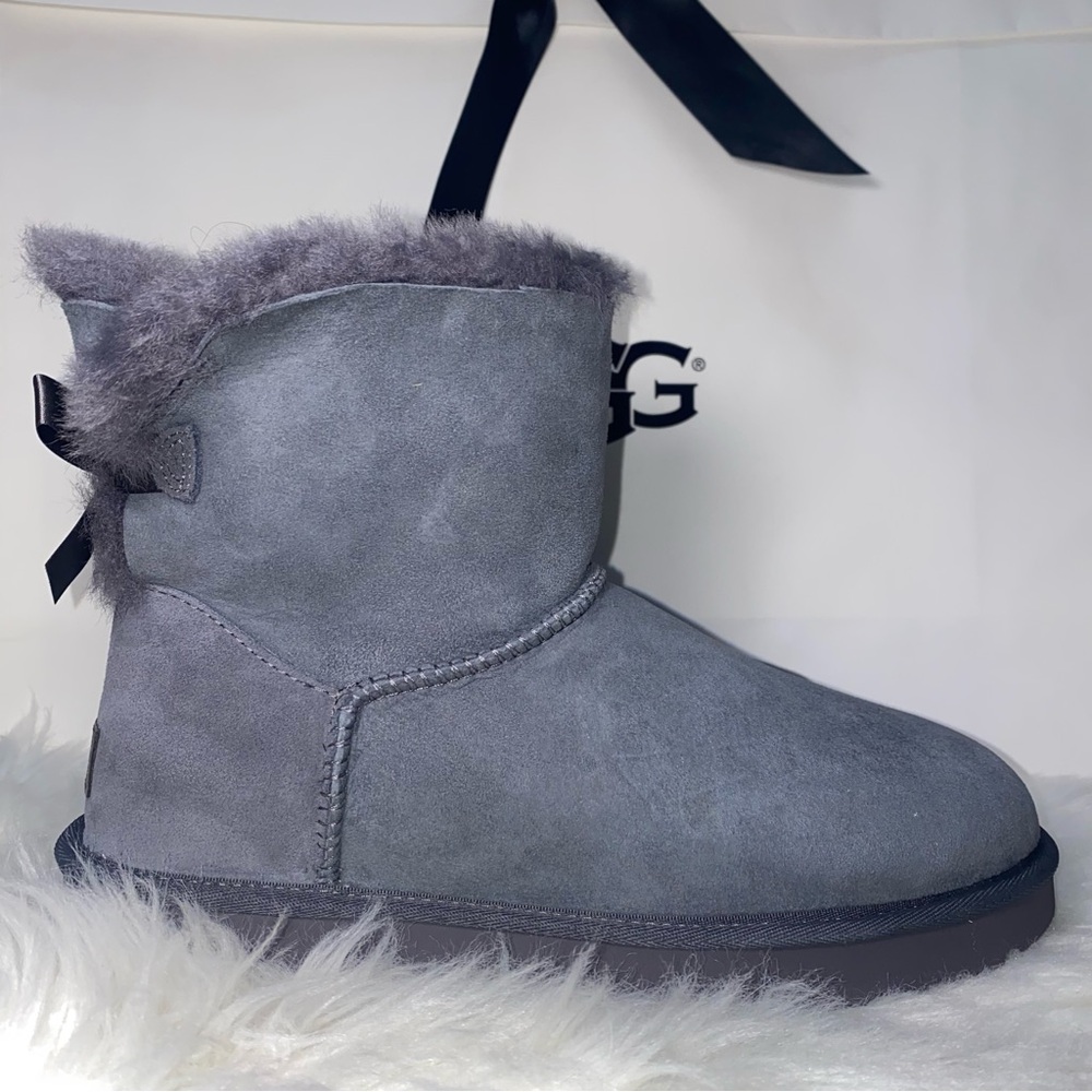 UGG - Picture 3 of 15
